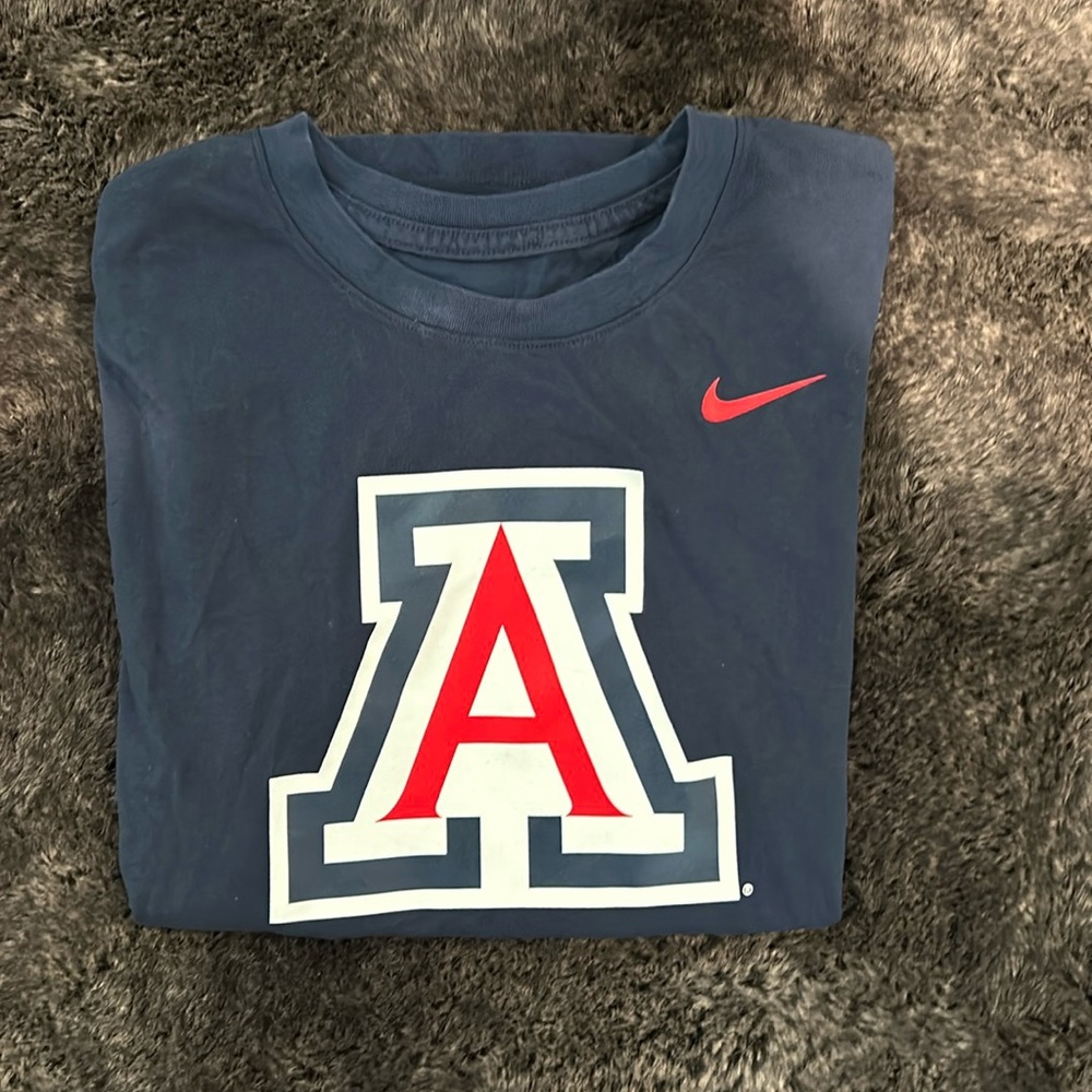 Nike tshirt